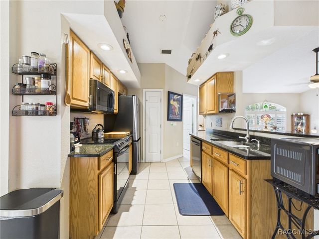 5525 N Watergap Point, Crystal River, FL 34428