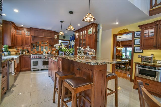 7160 Gillis Road, Victor, NY 14564