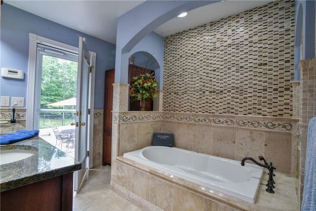 7160 Gillis Road, Victor, NY 14564