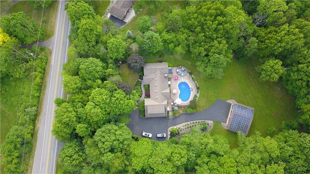7160 Gillis Road, Victor, NY 14564