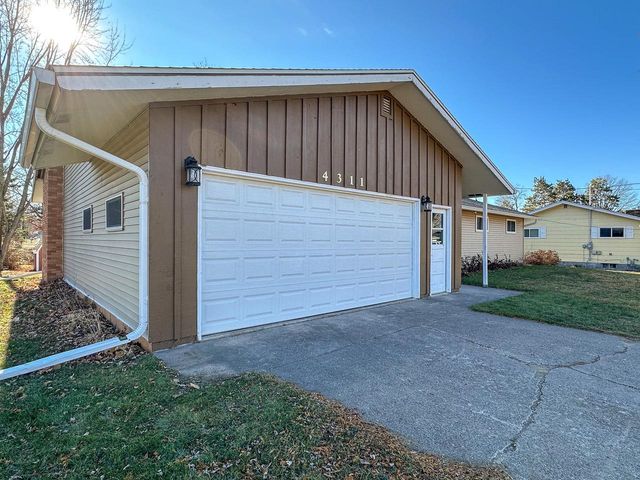 4311 AUGUSTINE AVENUE, Weston, WI 54476