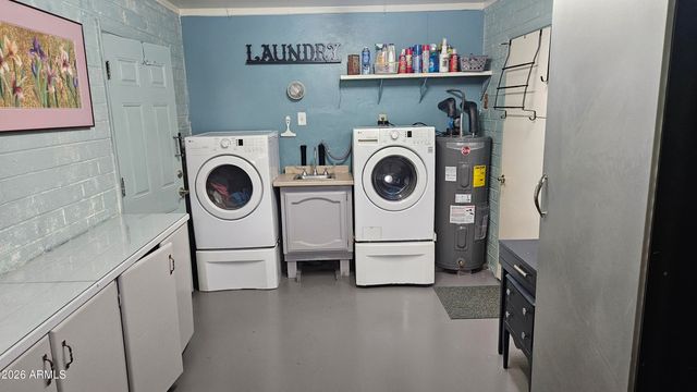 5704 E DODGE Street, Mesa, AZ 85205