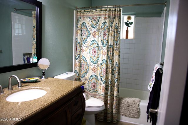 5704 E DODGE Street, Mesa, AZ 85205