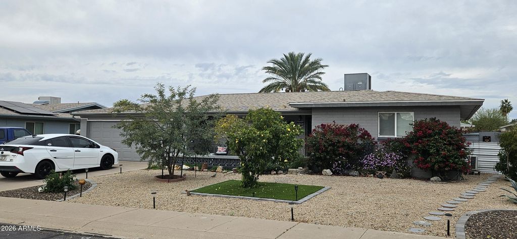 5704 E DODGE Street, Mesa, AZ 85205