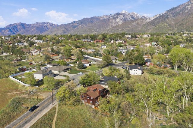 2092 E 11270 S, Sandy, UT 84092