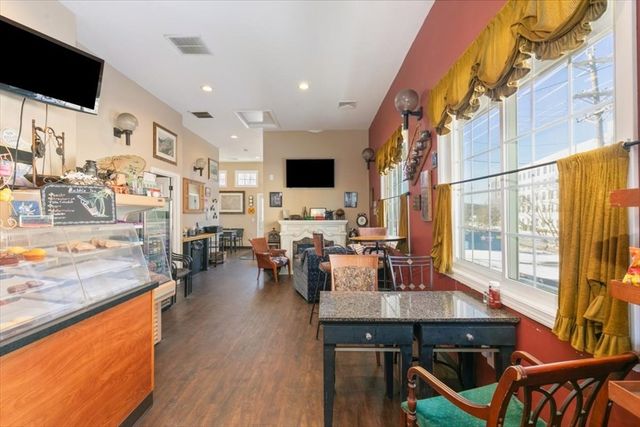 30 Railroad Ave, Haverhill, MA 01835