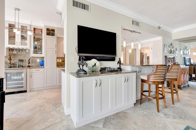 2000 S Highway A1a N507, Jupiter, FL 33477