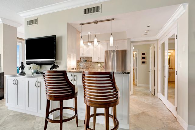 2000 S Highway A1a N507, Jupiter, FL 33477