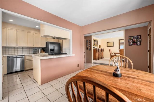 3141 San Anseline, Long Beach, CA 90808