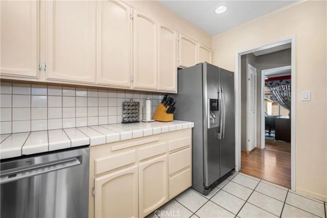 3141 San Anseline, Long Beach, CA 90808