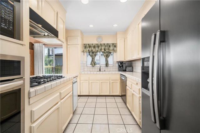 3141 San Anseline, Long Beach, CA 90808