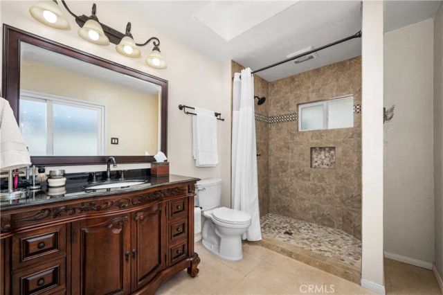 3141 San Anseline, Long Beach, CA 90808