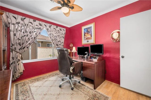 3141 San Anseline, Long Beach, CA 90808