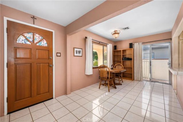 3141 San Anseline, Long Beach, CA 90808