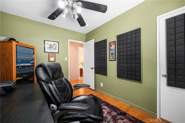 3141 San Anseline, Long Beach, CA 90808