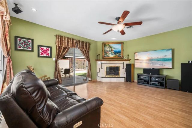 3141 San Anseline, Long Beach, CA 90808