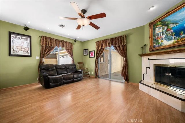 3141 San Anseline, Long Beach, CA 90808