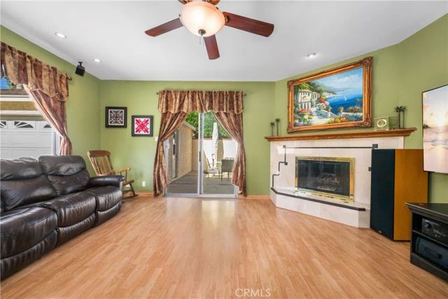 3141 San Anseline, Long Beach, CA 90808