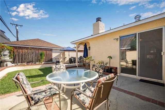 3141 San Anseline, Long Beach, CA 90808