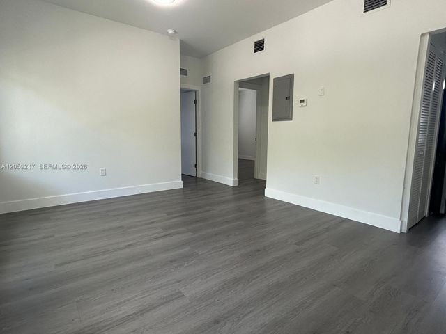 638 SW 21st Ave 4, Miami, FL 33135