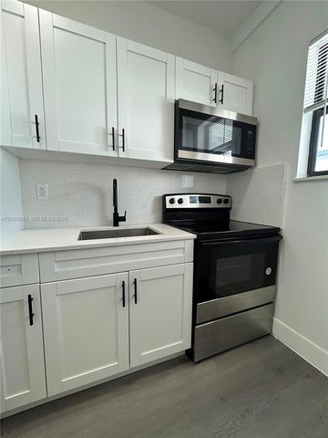 638 SW 21st Ave 4, Miami, FL 33135