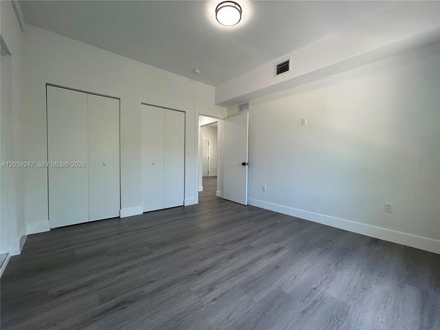 638 SW 21st Ave 4, Miami, FL 33135