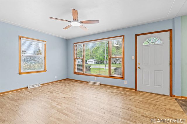 754 Riley Street, Holland, MI 49424