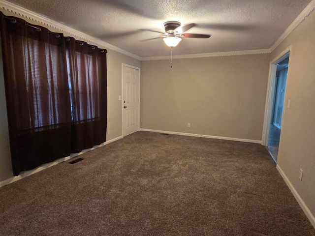 22 W Westend Street, Manning, SC 29102