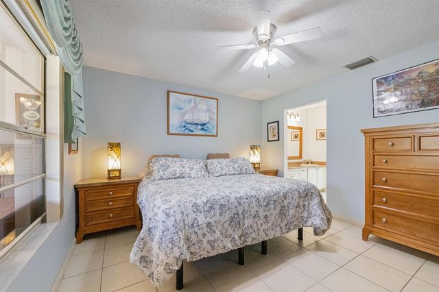 22 Ridge Pointe Drive C, Boynton Beach, FL 33435