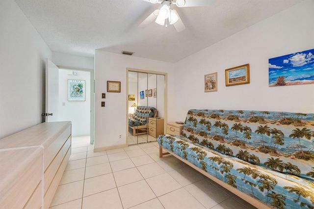 22 Ridge Pointe Drive C, Boynton Beach, FL 33435