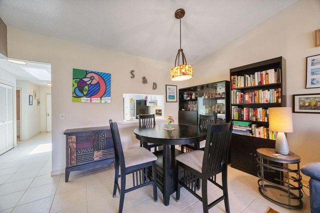22 Ridge Pointe Drive C, Boynton Beach, FL 33435