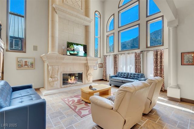 264 Crestview Drive, Las Vegas, NV 89124