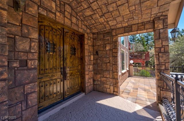 264 Crestview Drive, Las Vegas, NV 89124