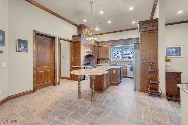 264 Crestview Drive, Las Vegas, NV 89124