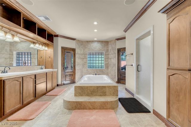 264 Crestview Drive, Las Vegas, NV 89124