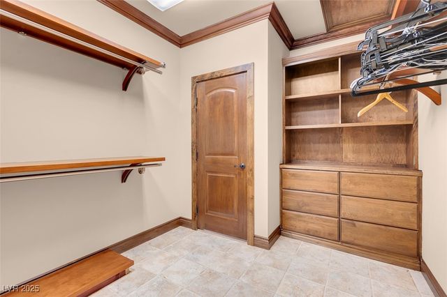 264 Crestview Drive, Las Vegas, NV 89124