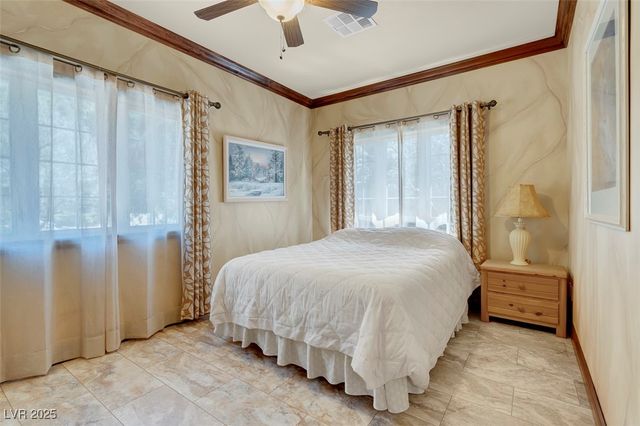 264 Crestview Drive, Las Vegas, NV 89124