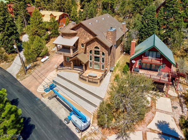 264 Crestview Drive, Las Vegas, NV 89124