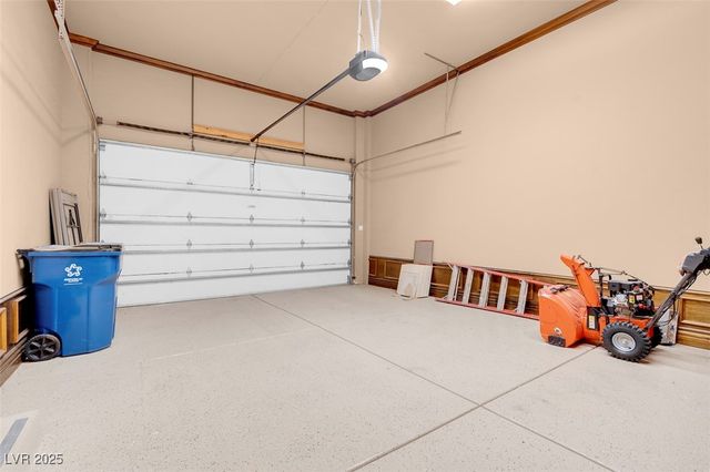 264 Crestview Drive, Las Vegas, NV 89124