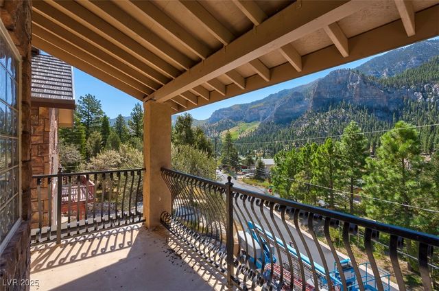 264 Crestview Drive, Las Vegas, NV 89124