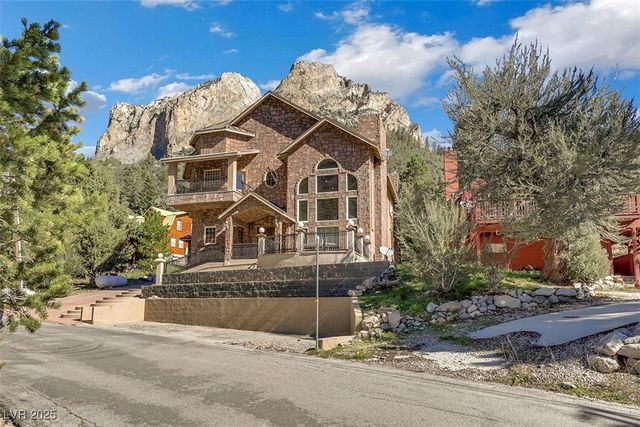 264 Crestview Drive, Las Vegas, NV 89124