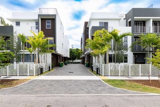 700 NE 14th Avenue 206, Fort Lauderdale, FL 33304