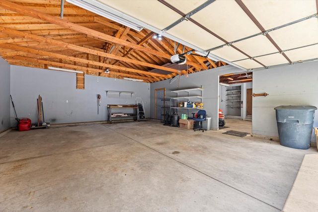 S82W31460 Section ROAD, Mukwonago, WI 53149