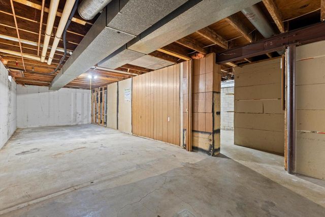 S82W31460 Section ROAD, Mukwonago, WI 53149