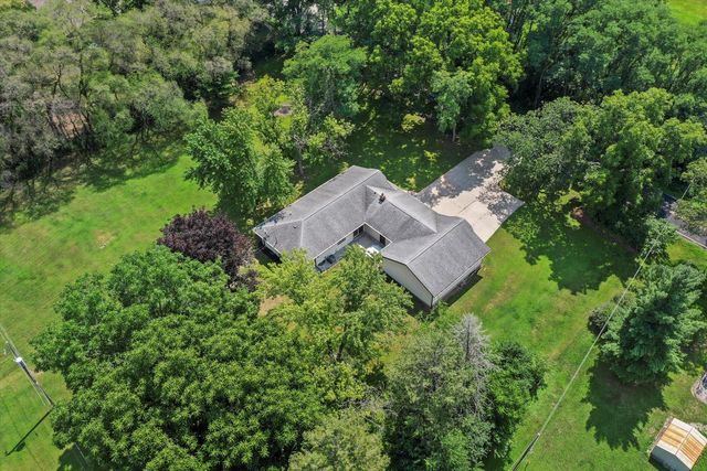 S82W31460 Section ROAD, Mukwonago, WI 53149