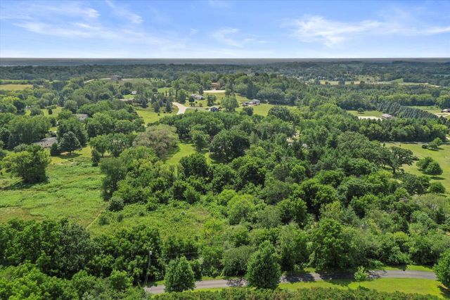 S82W31460 Section ROAD, Mukwonago, WI 53149
