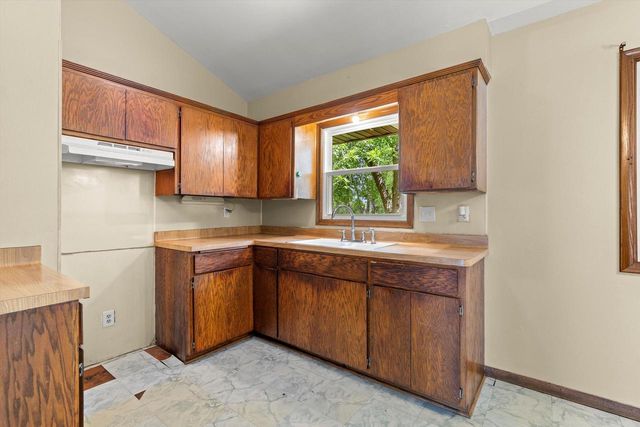 S82W31460 Section ROAD, Mukwonago, WI 53149