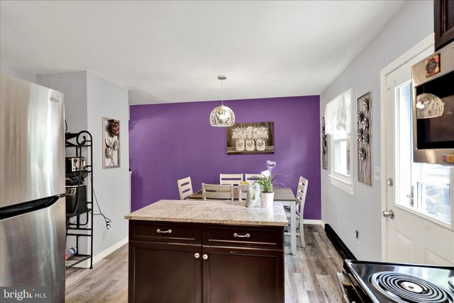 1008 CLOVERTON DR, Columbia, PA 17512