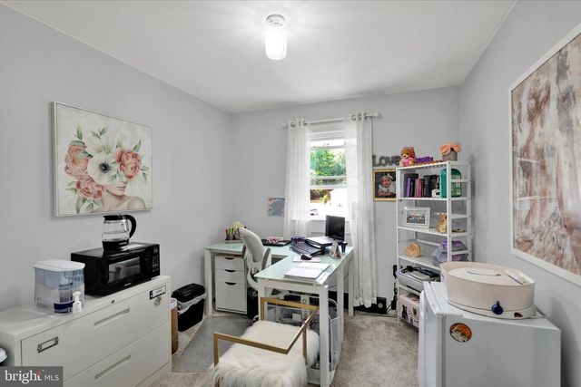 1008 CLOVERTON DR, Columbia, PA 17512