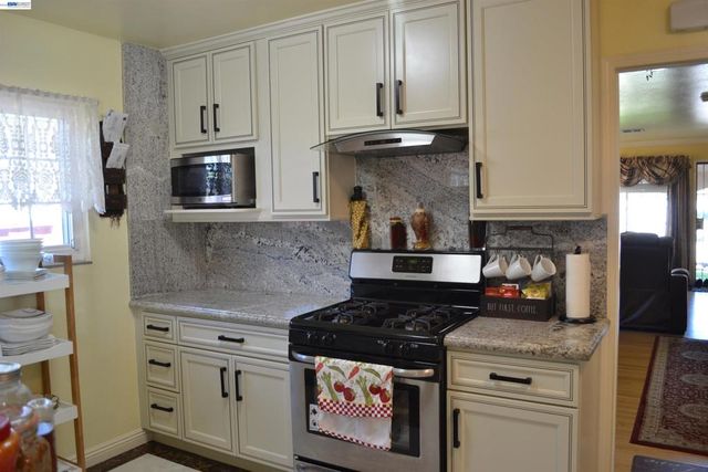 27093 Lemay Way, Hayward, CA 94544